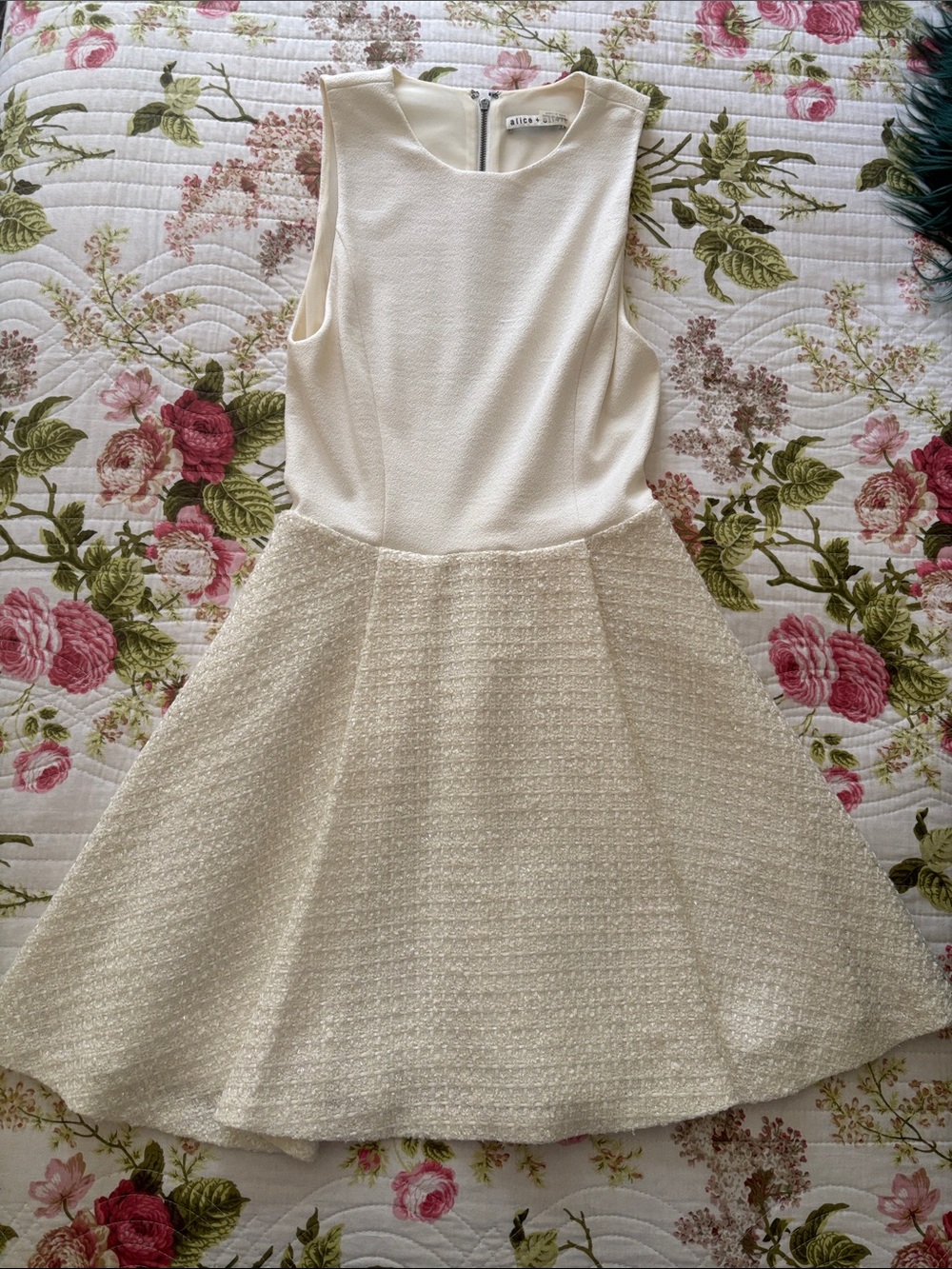 Alice + Olivia Ivory Textured Fit-and-Flare Dress